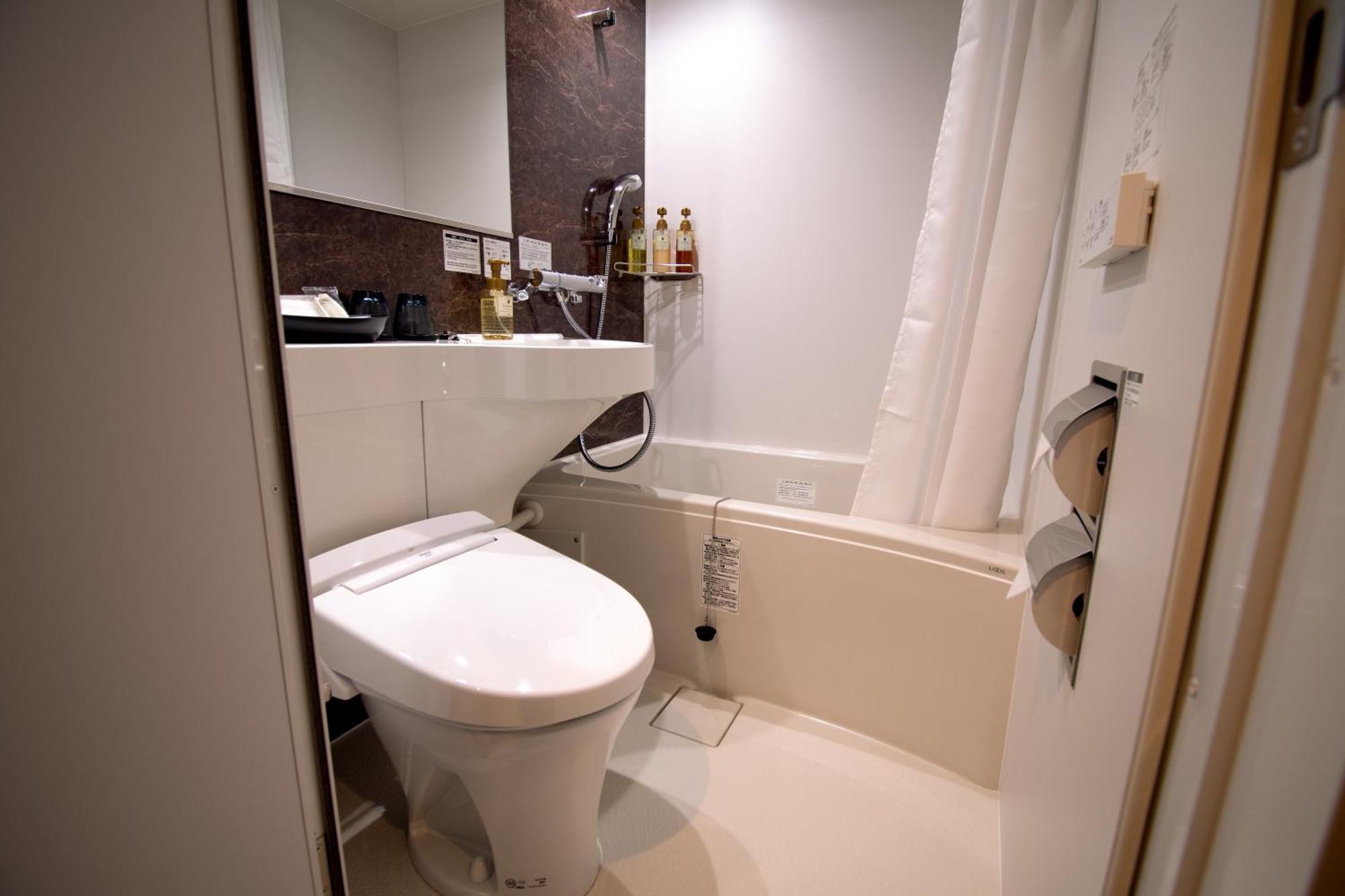 Joytel Hotel Namba Dotonbori Osaka Room photo